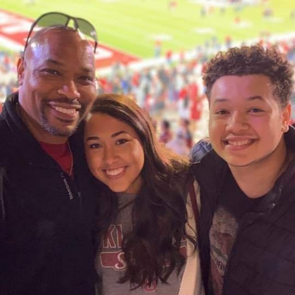 Meet your Posher, Steve - Picture 3 of 3